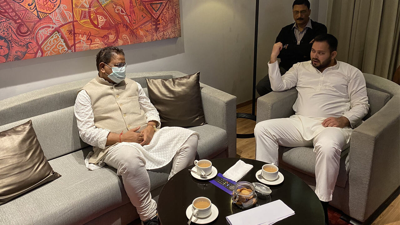 पांच राज्यों में विधानसभा चुनावों की घोषणा के साथ ही बिहार में भी बढ़ी सियासी सरगर्मी, तेजस्वी निकले असम व बंगाल दौरे पर