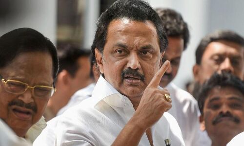 तमिलनाडु में मतदाताओं को निजी क्षेत्र की नौकरियों में 75 फीसदी आरक्षण का लॉलीपॉप थमाती पॉलिटिकल पार्टियां