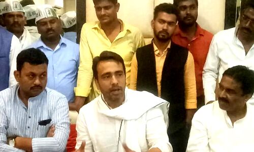 मिर्जापुर में रालोद नेता जयंत चौधरी  ने भाजपा पर कसा तंज, कहा भाजपा सरकार का काम दमदार नहीं-बेकार है