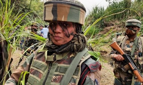 आतंकवाद और घुसपैठ-रोधी अभियान में अब राइफल महिला का जौहर