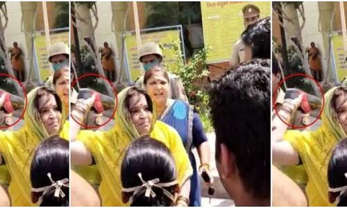 UP : मथुरा में भाजपा-संघ की जिला पंचायत सदस्य ने पुलिस पर भांजी चप्पलें, कोतवाल लाईन हाजिर, दरोगा-सिपाही निलंबित