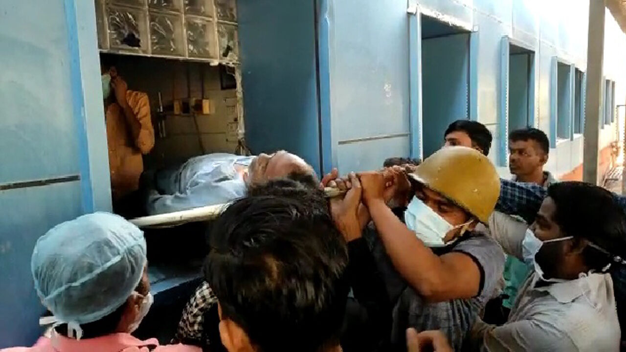 यूपी : हृदय रोग संस्थान में लगी भीषण आग से दो मरीजों की दम घुटने से मौत