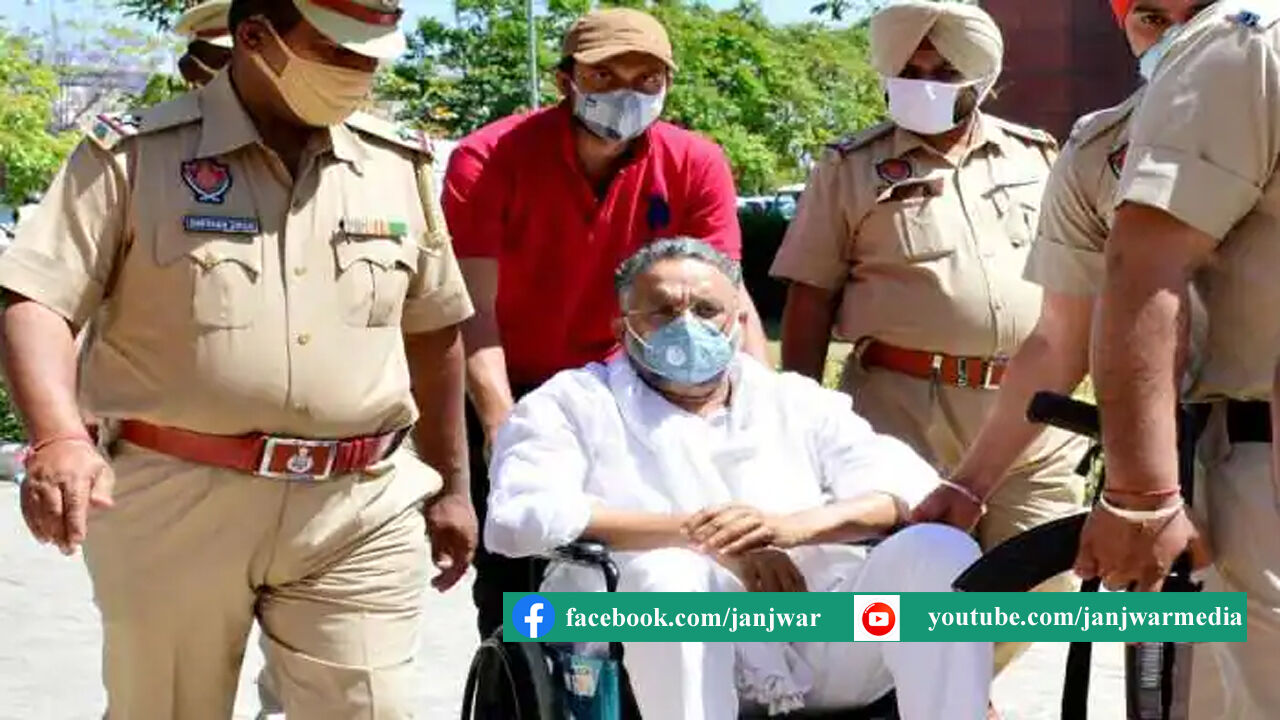 गाड़ी न पलटी तो मुन्ना बजरंगी की तरह जेल में निपटाया जा सकता है मुख्तार, इससे पहले जानिए बाहुबली का इतिहास गाड़ी न पलटी तो मुन्ना बजरंगी की तरह जेल में निपटाया जा सकता है मुख्तार, इससे पहले जानिए बाहुबली का इतिहास