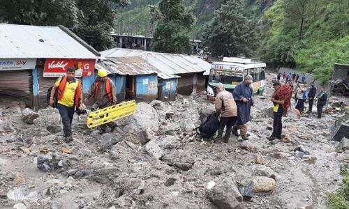 तापमान वृद्धि के असर से बादल पहले से हो गये हैं अधिक खतरनाक, बिजली गिरने की घटनाओं से बढ़ रही मौतें