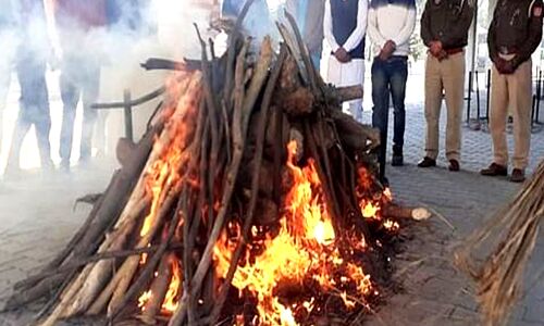 हाईकोर्ट के जॉइंट रजिस्ट्रार की कोरोना से मौत, अपनों ने मोड़ा मुंह तो मुस्लिम दोस्त ने कराया अंतिम संस्कार