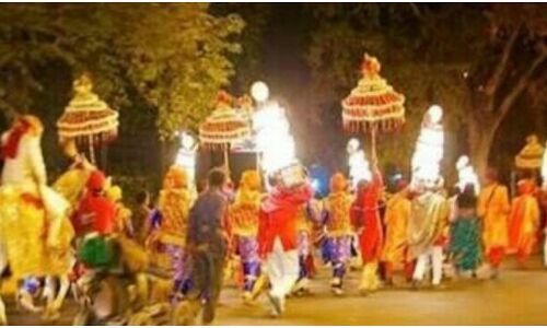 MP के निवाड़ी में शादी में शामिल हुआ संक्रमित युवक, जांच के बाद 40 बाराती पॉजिटिव पूरा गांव बना छावनी