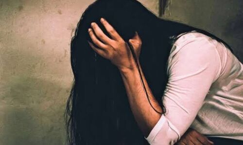 फरीदाबाद में दिल दहलाने वाला मामला, फेसबुक पर दोस्ती कर युवती को मिलने के लिए बुलाया फिर 25 लोगों ने जंगल में किया गैंगरेप