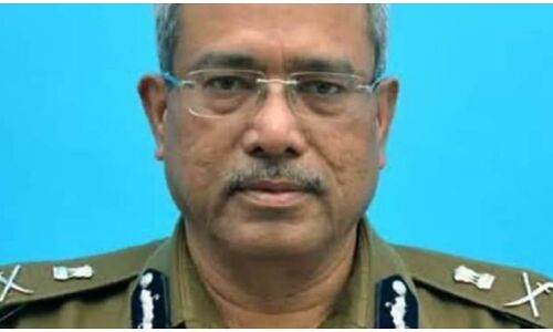 कोरोना से यूपी के IPS अधिकारी जावेद अख्तर की मौत, वर्तमान में DG फायर थे, जुलाई में होने वाले थे रिटायर