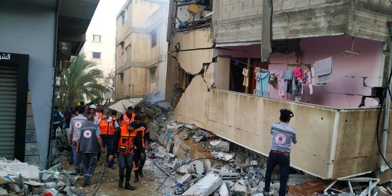 फिलिस्तीनी नरसंहार के खिलाफ श्रमिक संगठन, कहा नहीं करेंगे हथियार ले जाने वाले जलपोतों पर लोडिंग-अनलोडिंग