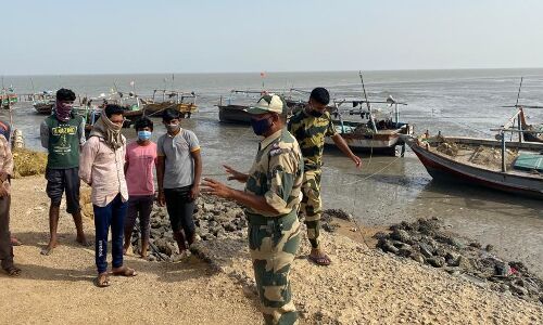 गुजरात की तरफ तेजी से बढ़ता तौकते तूफान, 21 साल पहले के विनाशकारी मंजर को याद कर सहमे लोग