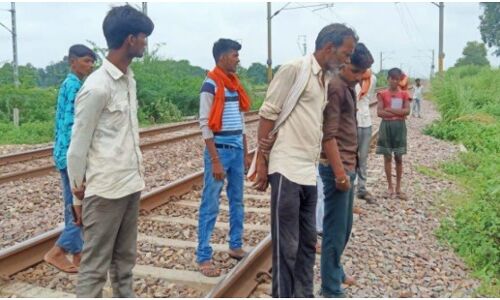 लॉकडाउन में काम बंद होने पर घर जा रहा था पेंटर, टीटीई ने ट्रेन से दिया धक्का तो परिवार के पास पहुँची कटी हुई लाश