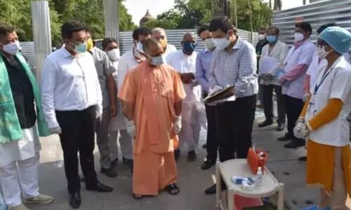 योगी के कोरोना पॉजिटिव परिवार से मिलने के बाद संक्रमित महिला की निजी अस्पताल में मौत