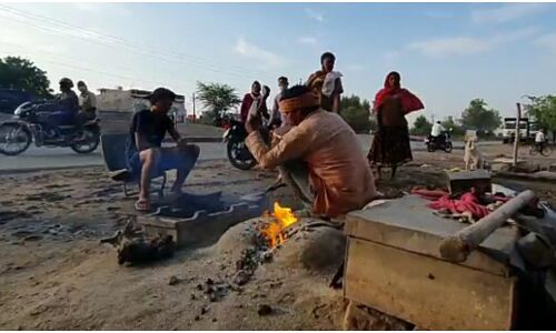 UP : कानपुर देहात में गरीबों के लिए शुरू हुआ कम्यूनिटी किचन, लेकिन 250 पैकेट खाना बांटने के दावे की हकीकत असल में कुछ और है