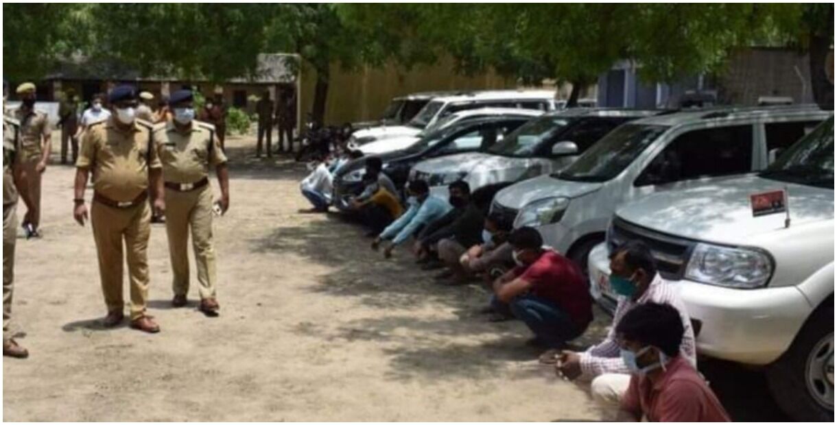 UP : जेल से जमानत पर छूटे गैंगस्टर सपा नेता धर्मेंद्र यादव ने 200 गाड़ियों का निकाला था काफिला, 8 पुलिसकर्मी निलंबित