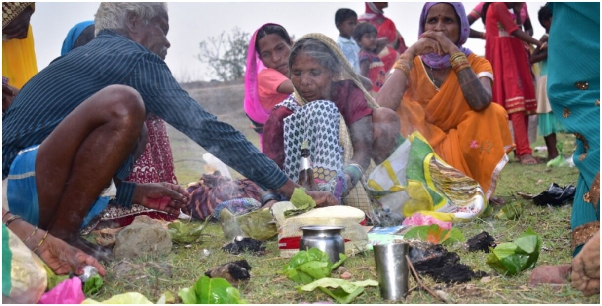 UP : तांत्रिकों का गढ़ बनी कानपुर की धरती, गंगा दशहरा के दिन बिठूर में खुलेआम खेला जाता है तंत्र-मंत्र का खेल
