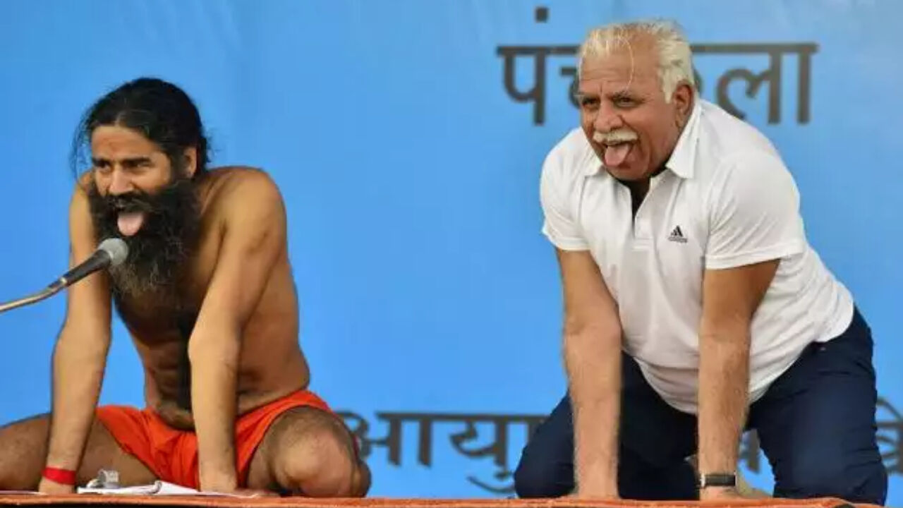 रामदेव पर मेहरबान मनोहर सरकार: 2 करोड़ 72 लाख 50 हजार रुपए की कोरोनिल किट खरीदी