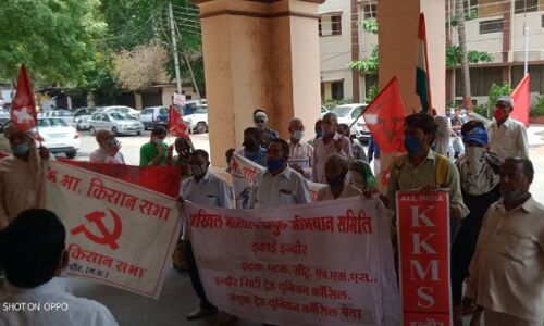 आंदोलन के 7 महीने पर इंदौर में कमिश्नर कार्यालय पर आंदोलन, अब तक 500 से ज्यादा किसान शहीद