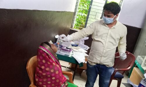 बिहार: दूसरी लहर में किरकिरी के बाद सरकार अब अलर्ट मोड पर, ट्रेनों व बसों के यात्रियों की होगी कोरोना जांच