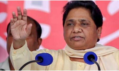 तिलक तराजू और तलवार इनको मारो जूते चार के नारे वाली मायावती फिर ब्राह्मणों पर खेलेंगी दांव