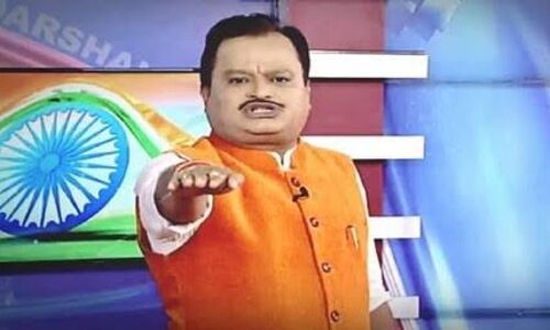 सुदर्शन टीवी के एडिटर  सुरेश चव्हाण पर SC-ST ऐक्ट सहित गंभीर धाराओं में केस दर्ज, मीणा समुदाय की भावनाएं आहत करने का आरोप