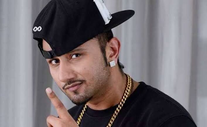 बॉलीवुड सिंगर योयो हनी सिंह पर पत्नी ने लगाया घरेलू हिंसा का आरोप, मामला कोर्ट में पहुंचा