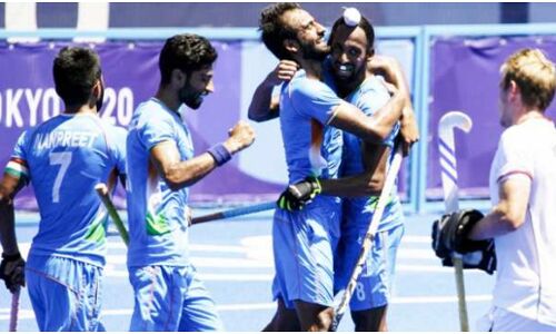 भारतीय हाकी टीम ने जीता कांस्य तो मोदी ने कहा ये नया भारत, लोग बोले पहले भी 8 गोल्ड जीते PM को श्रेय लेने की खतरनाक आदत