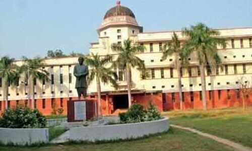 सागर यूनिवर्सिटी का मामला इलाहाबाद में दुहराया, CAA विरोधी दो शायरों को बुलाया फिर अंतिम क्षणों में मुशायरा ही कर दिया रद्द