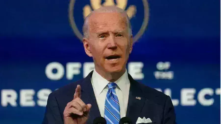 America News : अमेरिकी सांसद ने हिटलर से की जो बाइडन की तुलना, डेमोक्रेट पर लगाए नस्लभेद का आरोप