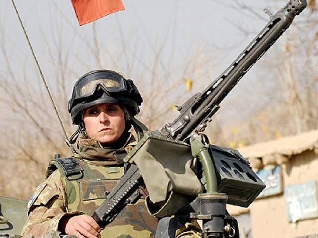 अफगान महिला सैनिकों में तालिबान का खौफ, बोलीं- हमारा रेप कर सिर काट दिया जाएगा