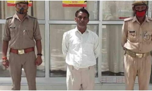 UP : खौफ और मारपीट के डर से छात्राओं ने स्कूल जाना छोड़ा, कुछ दिन पहले जेल से जमानत पर रिहा हुए हैं दबंग