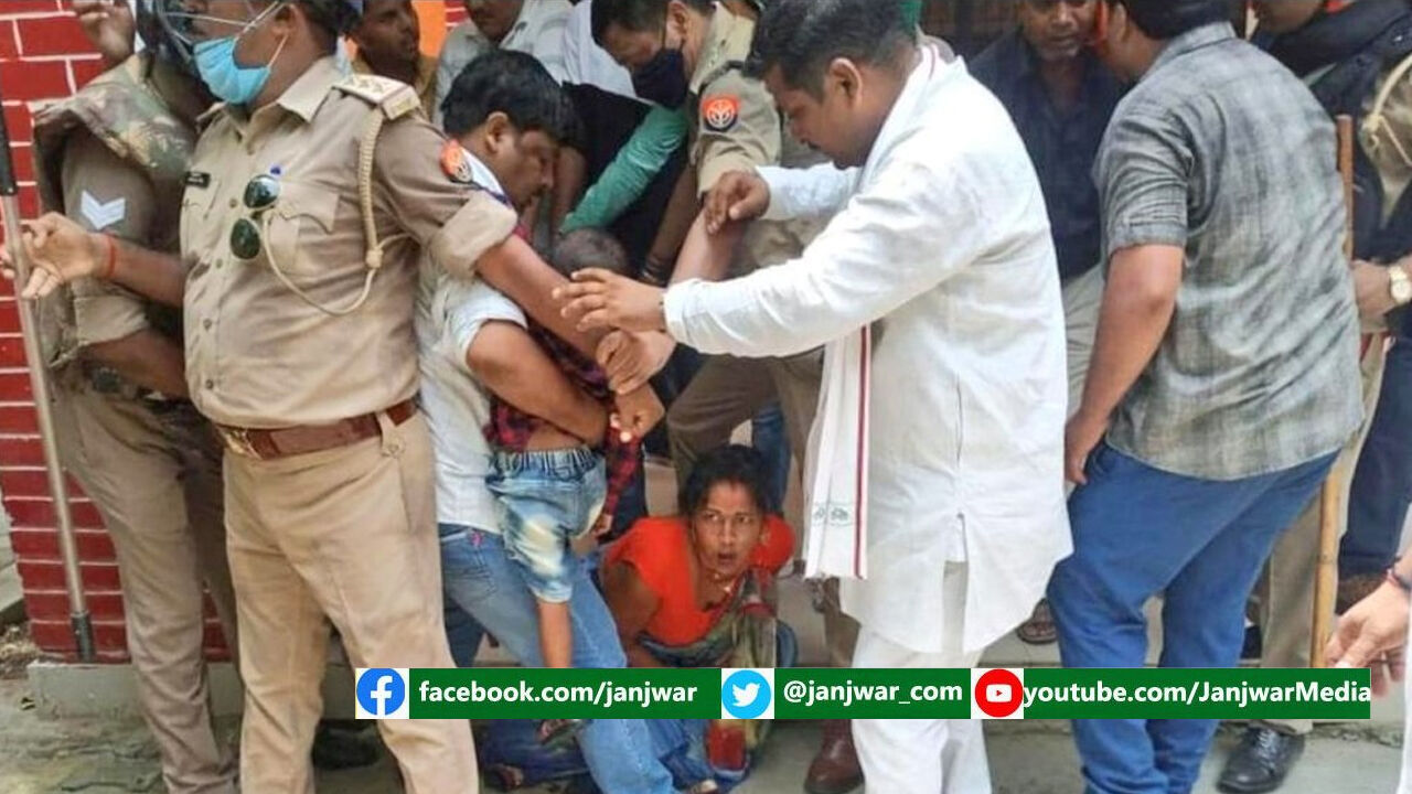 महापंचायत में गोदी मीडिया की बेइज्जती पर किसानों को दुर्योधन बताने वाले CM के मीडिया सलाहकार खीरी की घटना पर क्यों मौन थे?