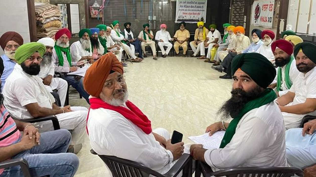 पंजाब में सभी गैर-भाजपा दलों के साथ किसान संगठनों की बैठक, पार्टियों से आंदोलन का समर्थन करने की अपील