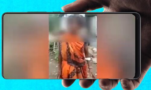 60 वर्षीय दलित महिला की पेंशन छीनने आये बदमाश ने प्राइवेट पार्ट में मारी लोहे की रॉड, ग्रामीणों ने घेरा थाना