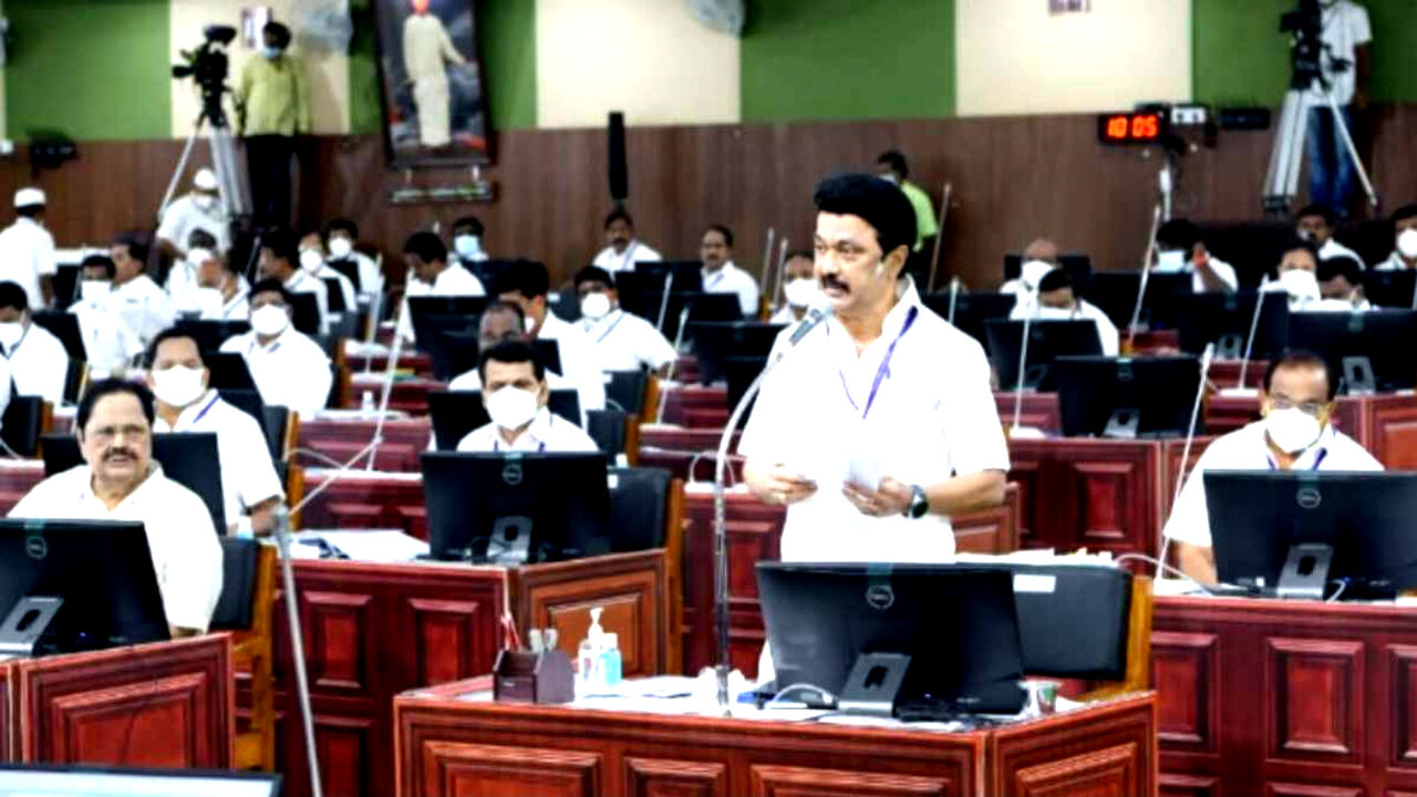 NEET के खिलाफ क्यों हैं तमिलनाडु के मुख्यमंत्री और वहां के नेता?