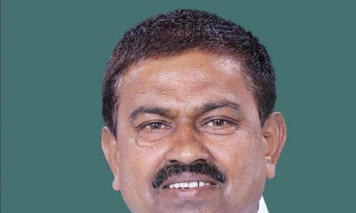 Lakhimpur Kheri: जानिए कौन है अजय मिश्र टेनी जिनके पुत्र ने रौंद डाला किसानों को और बाप ने दे डाली सुधारने की धमकी