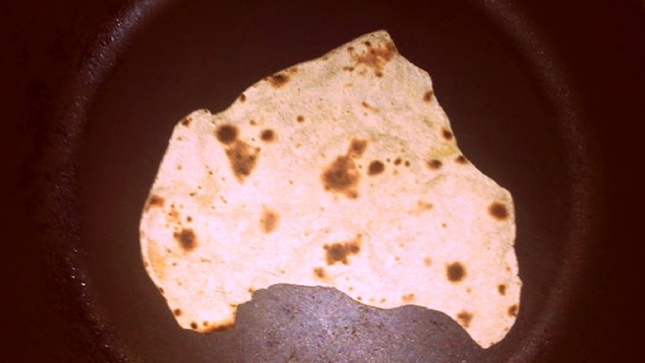 Hindi Poems on Roti/Chapati रोटी अपने आप में एक महाकाव्य है