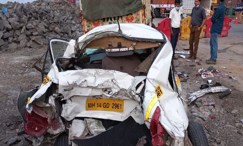 Maharastra Road Accident: मुंबई-पुणे एक्सप्रेस-वे पर आपस में टकराईं 6 गाड़ियां, भीषण सड़क हादसे में 3 लोगों की मौत