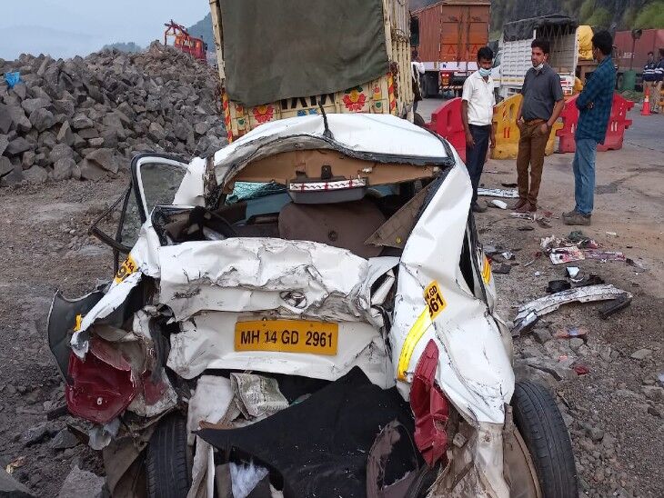 Maharastra Road Accident: मुंबई-पुणे एक्सप्रेस-वे पर आपस में टकराईं 6 गाड़ियां, भीषण सड़क हादसे में 3 लोगों की मौत