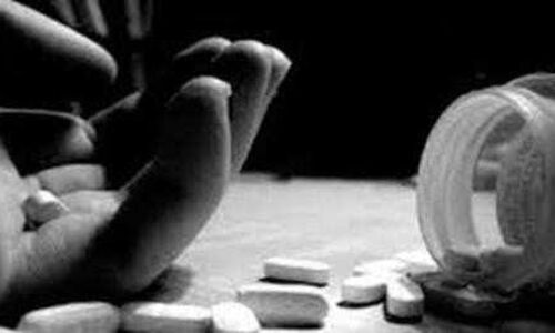 Gender Discrimination : भेदभाव से परेशान लड़की ने पूरे परिवार को खिला दिया जहर, मां-बाप सहित चार की मौत