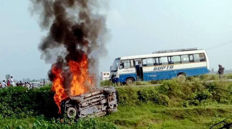 Lakhimpur Kheri Violence : सुप्रीम कोर्ट ने योगी सरकार को फिर लगाई फटकार, सुनवाई टालने की मांग भी खारिज Lakhimpur Kheri Violence : सुप्रीम कोर्ट ने योगी सरकार को फिर लगाई फटकार, सुनवाई टालने की मांग भी खारिज