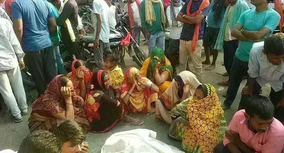 Bihar News: चुनाव ड्यूटी के दौरान शिक्षक की मौत, खराब तबियत के बावजूद नहीं मिली छुट्टी