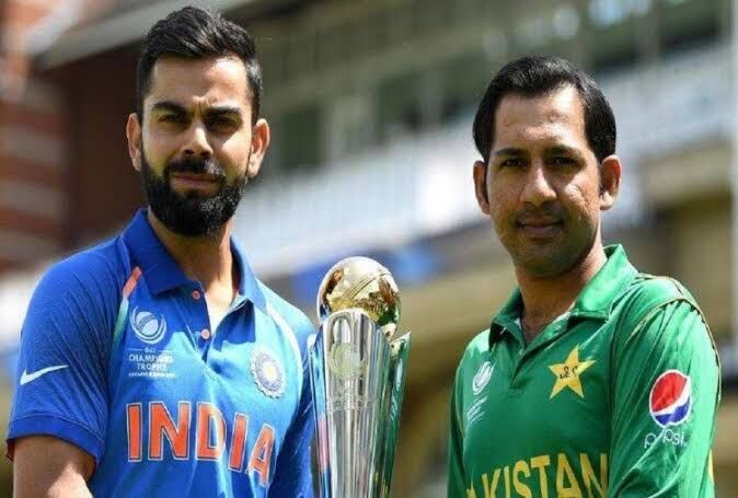 India- Pakistan Match : भारत की बेहद खराब शुरुआत, तीन विकेट सस्ते में गंवाने के बाद 151 पर सिमटी टीम