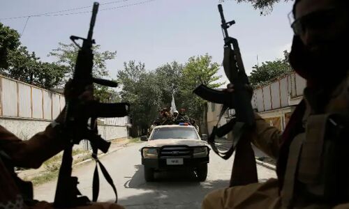 Afghanistan में अब भी फंसे हैं सैकड़ों भारतीयों ने लगाई मदद की गुहार, सरकार के पास नहीं कोई ठोस आंकड़ा