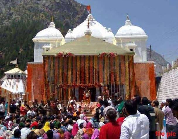 Uttarakhand News : सीएम धामी की वादाखिलाफी पर भड़के तीर्थपुरोहित, गंगोत्री में बंद रहेगा पूजा-पाठ