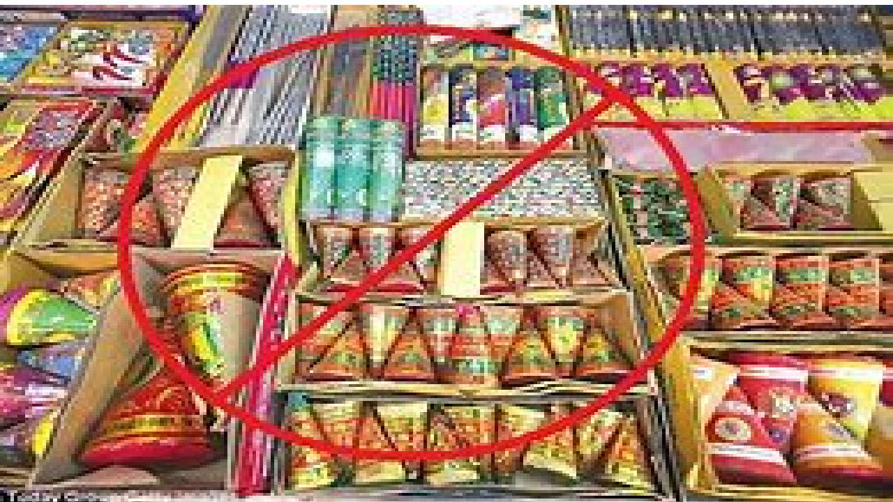 Delhi Fire cracker Ban : पटाखों की बिक्री पर हाई कोर्ट से भी नहीं मिली कोई राहत, व्यापारियों ने वापस ली याचिका