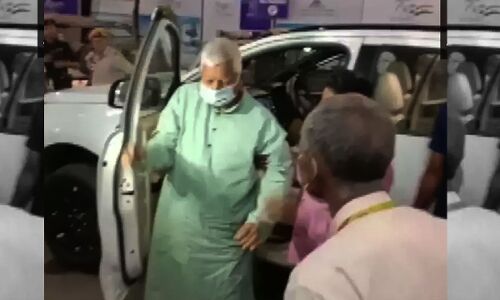 Lalu Prasad Yadav :  मेरी तबीयत ठीक नहीं, अचानक दिल्ली रवाना हुए लालू, तेजस्वी-राबड़ी देवी भी साथ