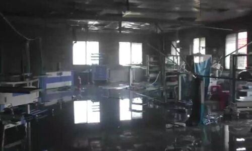 Maharashtra News : महाराष्ट्र के अस्पताल में आग लगने से 10 कोरोना मरीजों की मौत