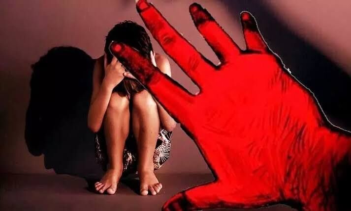 Bareilly Crime : महिला को नशीला इंजेक्शन लगा डॉक्टर ने क्लिनिक में ही किया रेप, वीडियो बना दे रहा था धमकी