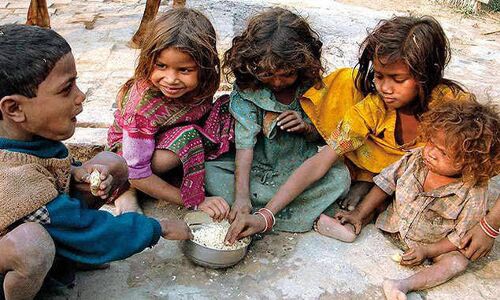 Community Kitchen : केंद्र सरकार को सुप्रीम कोर्ट की फटकार, पीठ ने कहा- भुखमरी रोकना पहली जिम्मेवारी Community Kitchen : केंद्र सरकार को सुप्रीम कोर्ट की फटकार, पीठ ने कहा- भुखमरी रोकना पहली जिम्मेवारी