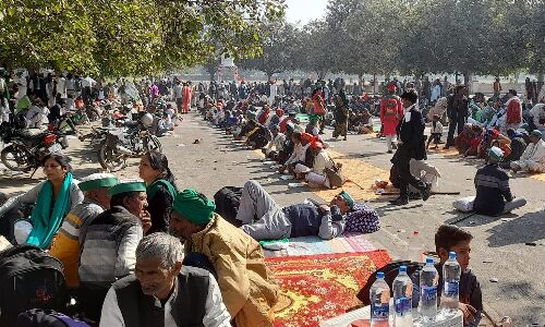 lucknow Kisan Mahapanchayat : राकेश टिकैत समेत कई दिग्गज लखनऊ में आयोजित किसान महापंचायत में शामिल